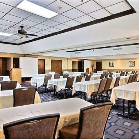 Quality Inn ธีฟริเวอร์ฟอลส์ ภายนอก รูปภาพ